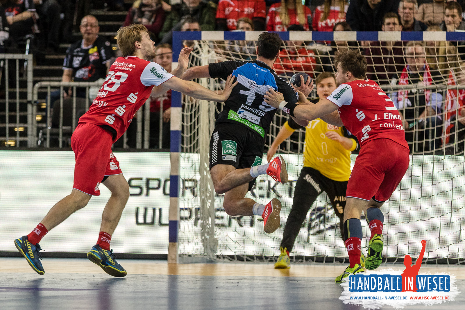 HC Rhein Vikings - TuSEM Essen 32:29 (17:14) / 2.Liga / DKB Hand